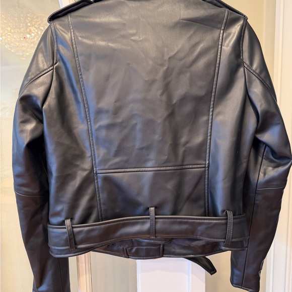 Zara Women's Black Faux Leather Moto Jacket - Picture 2 of 3